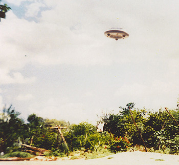 UFO
                        over Montemorelos, Nuevo Leon, Mexico